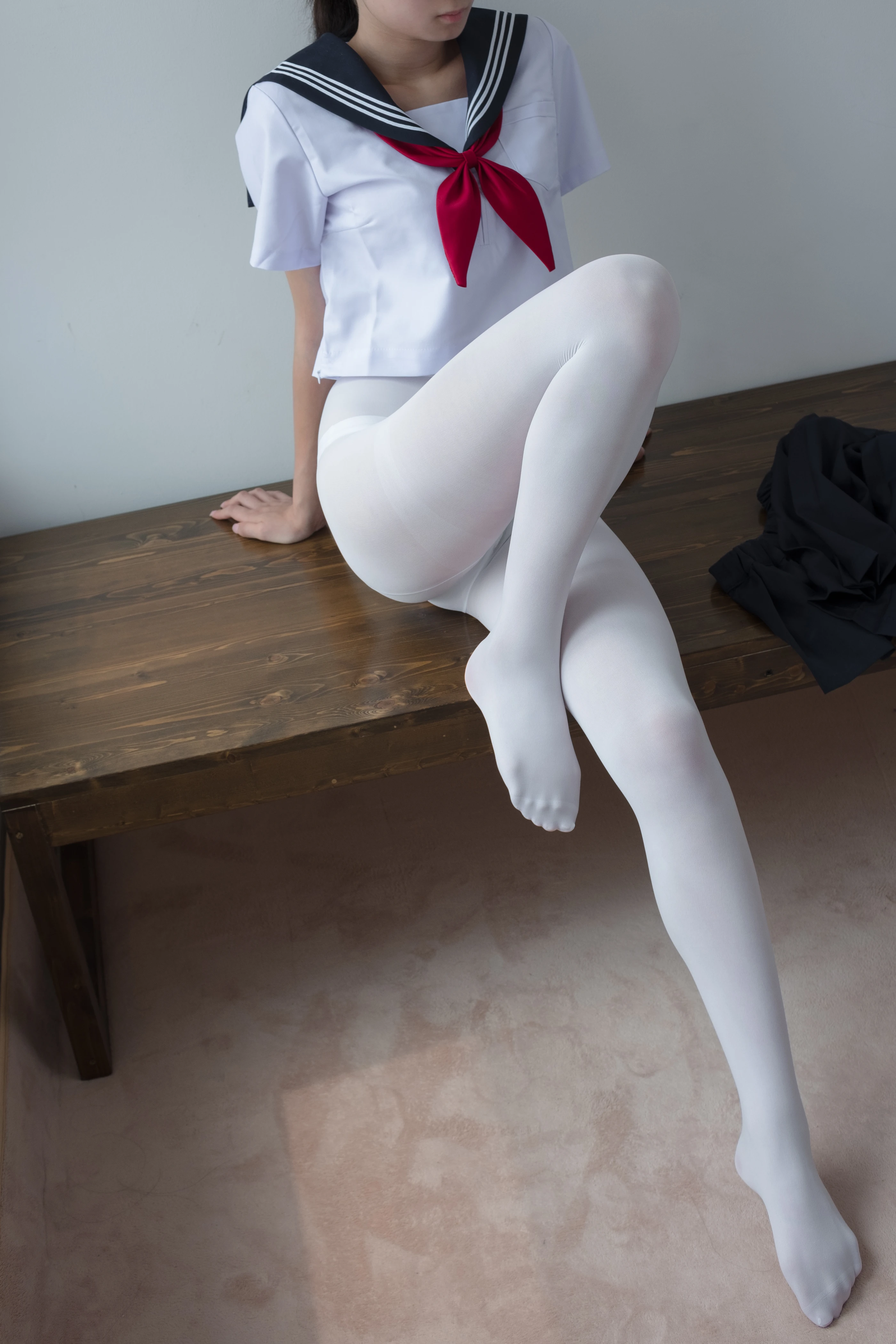 森萝财团 [ALPHA-003] 白丝水手服 [144P]插图1